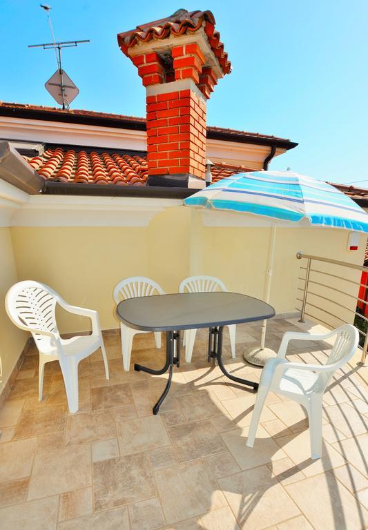 Apartments Sv. Pelegrin Умаг Екстер'єр фото